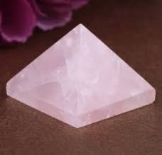 Rose quartz Pyramid